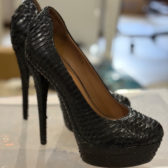 Rachel Zoe snakeskin platform heels - Picture 2 of 2